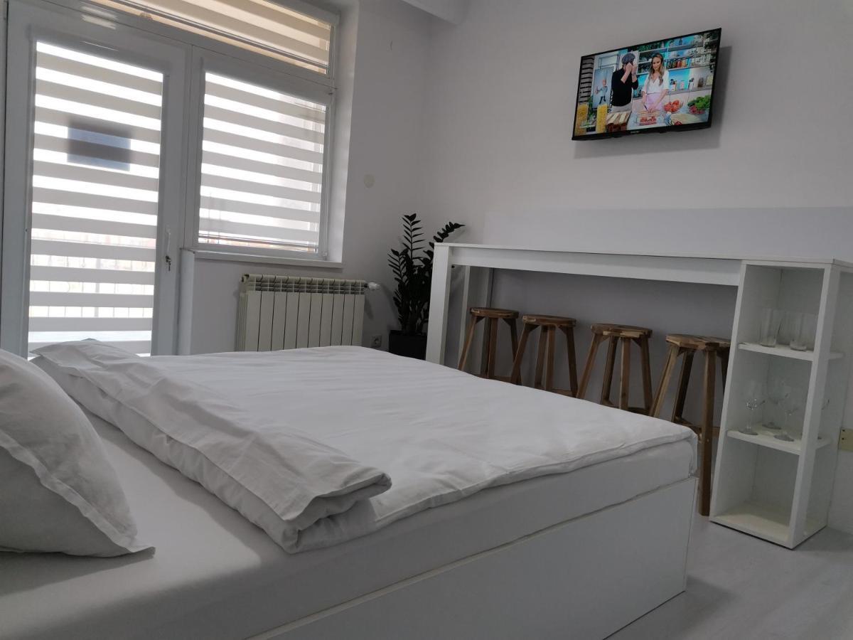 Casuta Cu Tei Vila Oradea Exterior foto