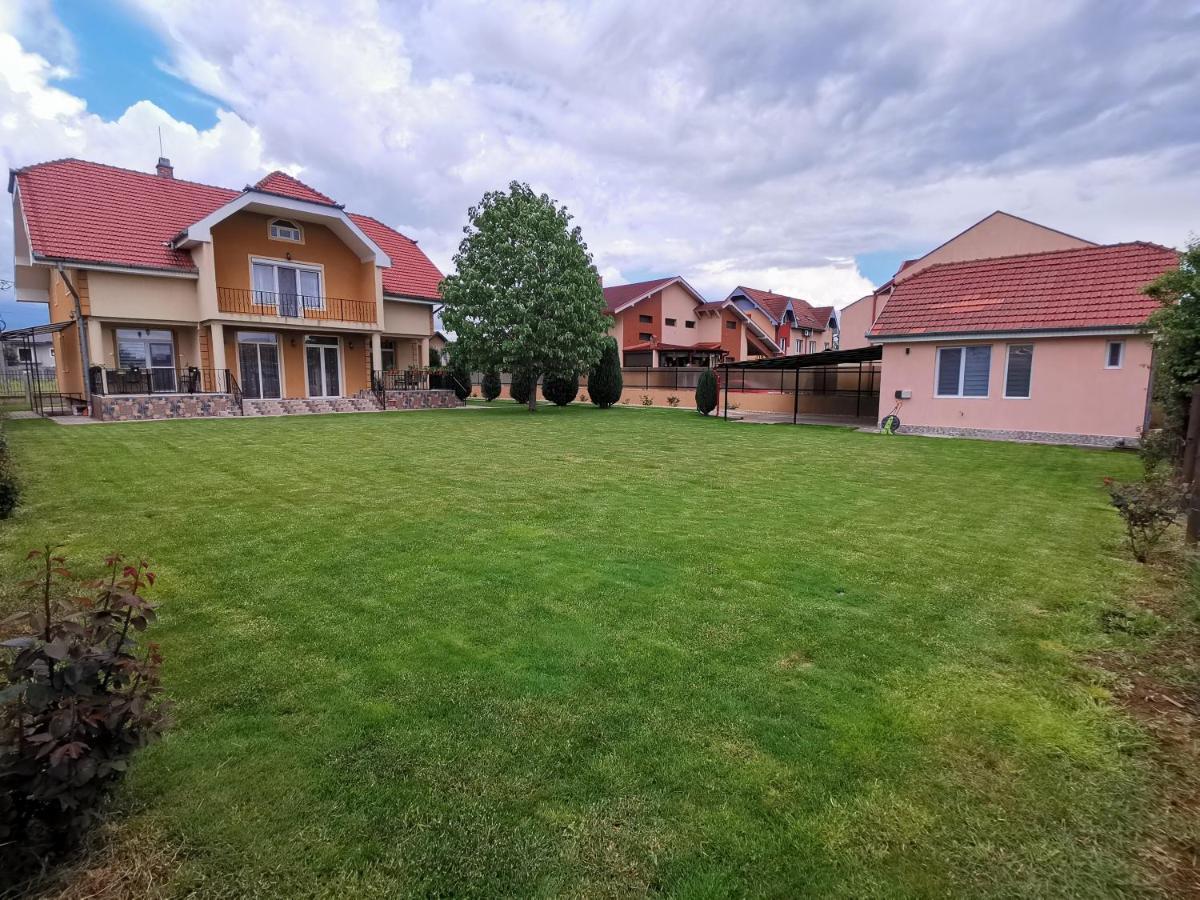 Casuta Cu Tei Vila Oradea Exterior foto