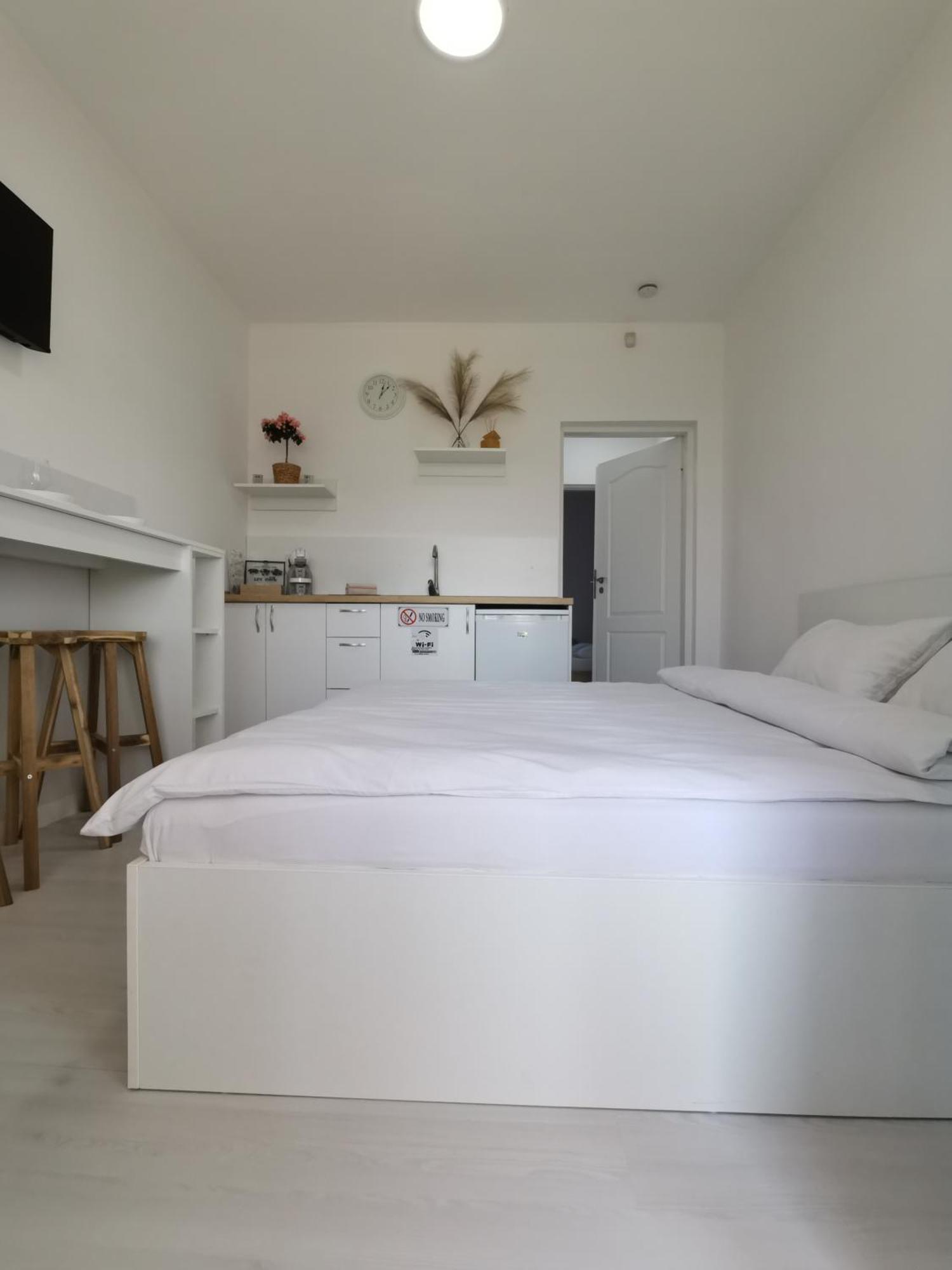 Casuta Cu Tei Vila Oradea Quarto foto