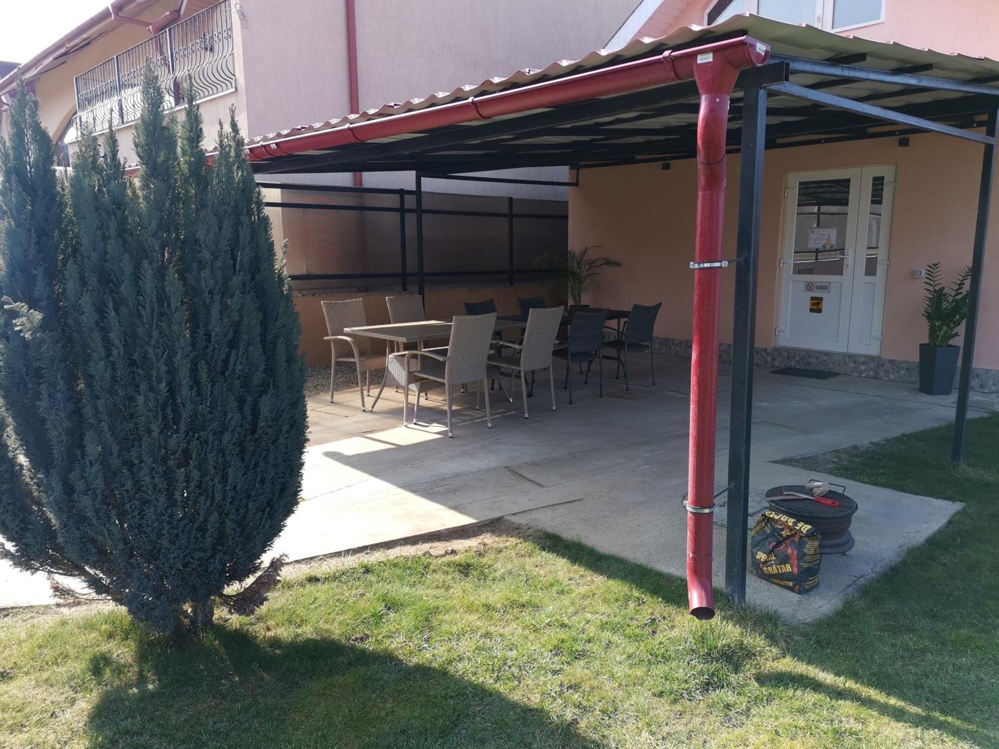 Casuta Cu Tei Vila Oradea Quarto foto