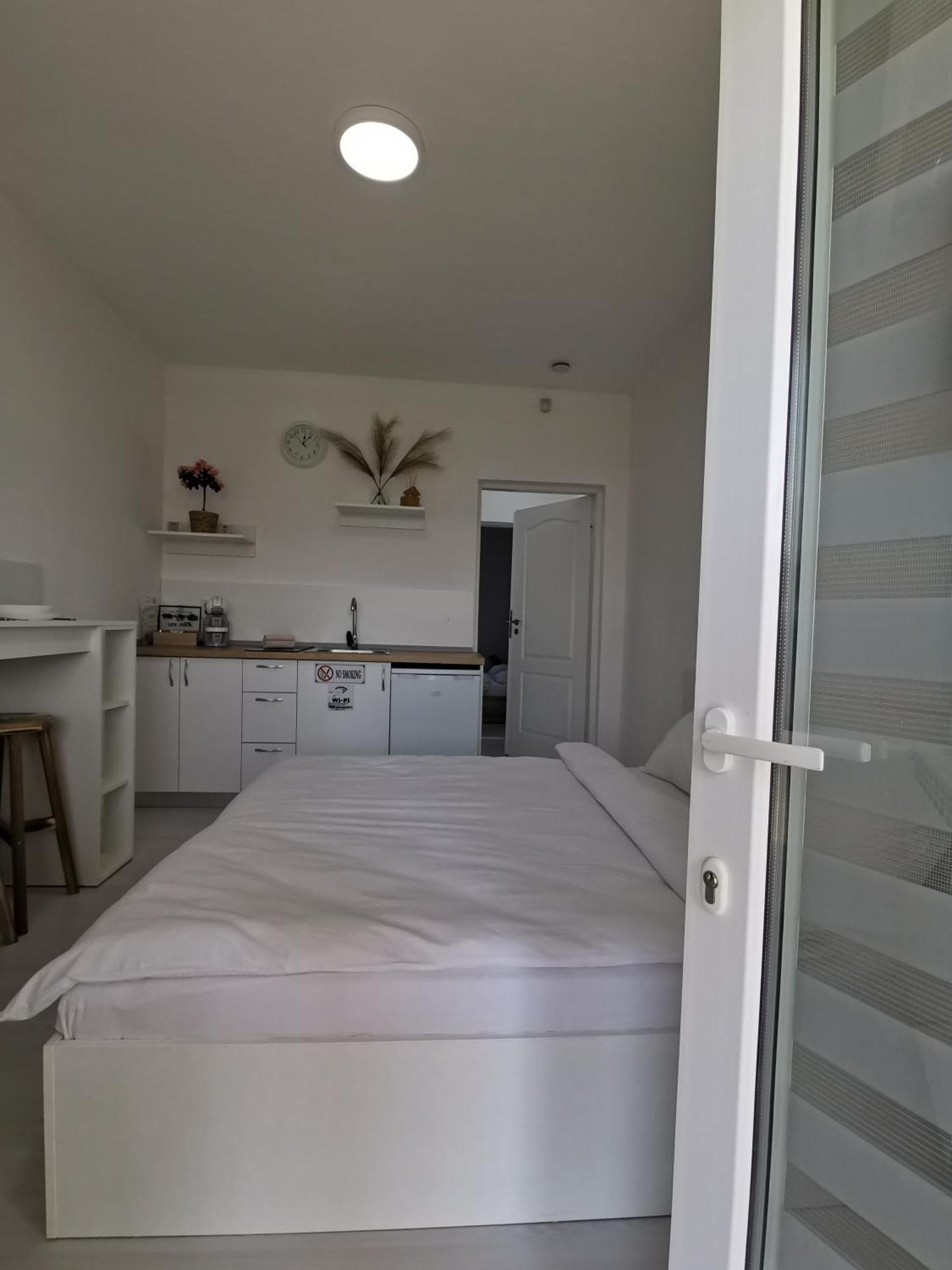 Casuta Cu Tei Vila Oradea Quarto foto